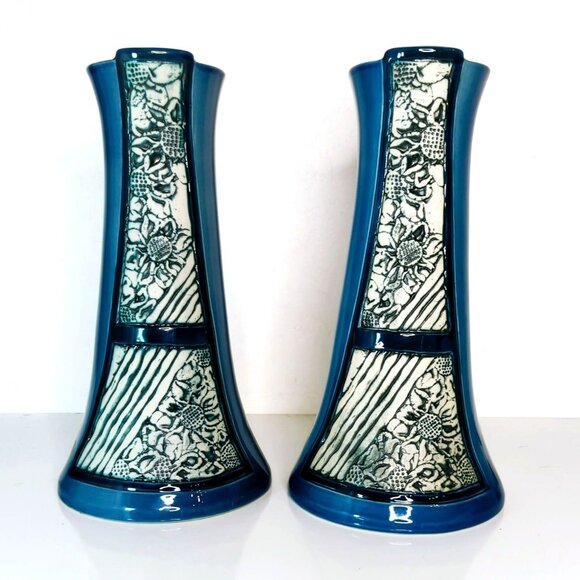 Malaysia Handicraft Tenmoku Pottery Vases Blue White Floral Design 11" Tall Set - Picture 1 of 8